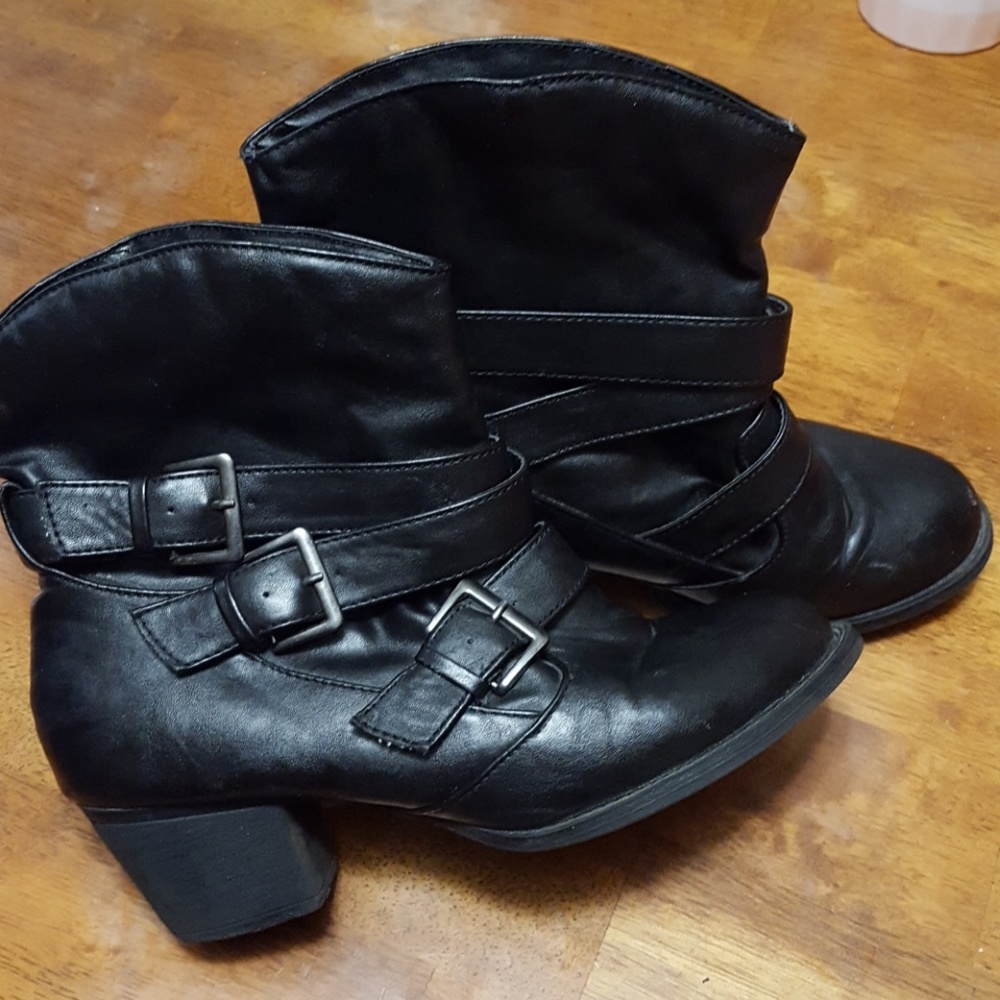 Mudd womens boots